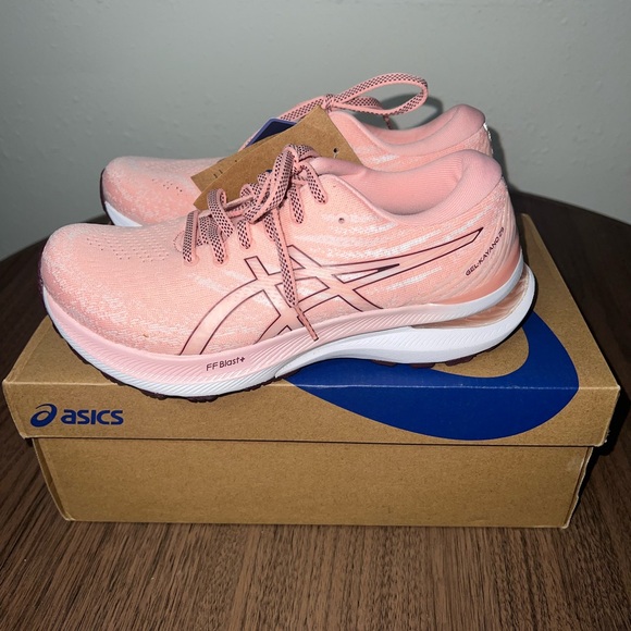 New with Box Asics GEL-KAYANO 29 Women Running Shoes‎ Size 6.5 - Picture 3 of 6